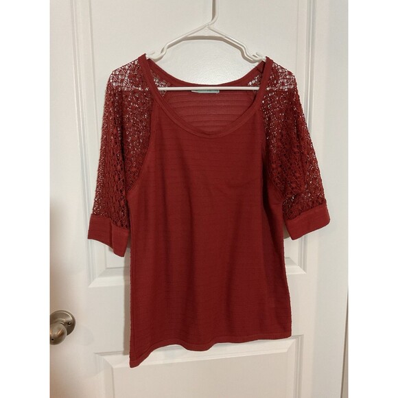 Maurices Women's Rust Red Knit Top Lace Sleeve Scoop Neck‎ 3/4 Sleeve Large L - Picture 2 of 10